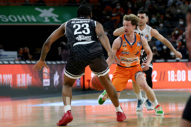 过多起因主 过多起因主